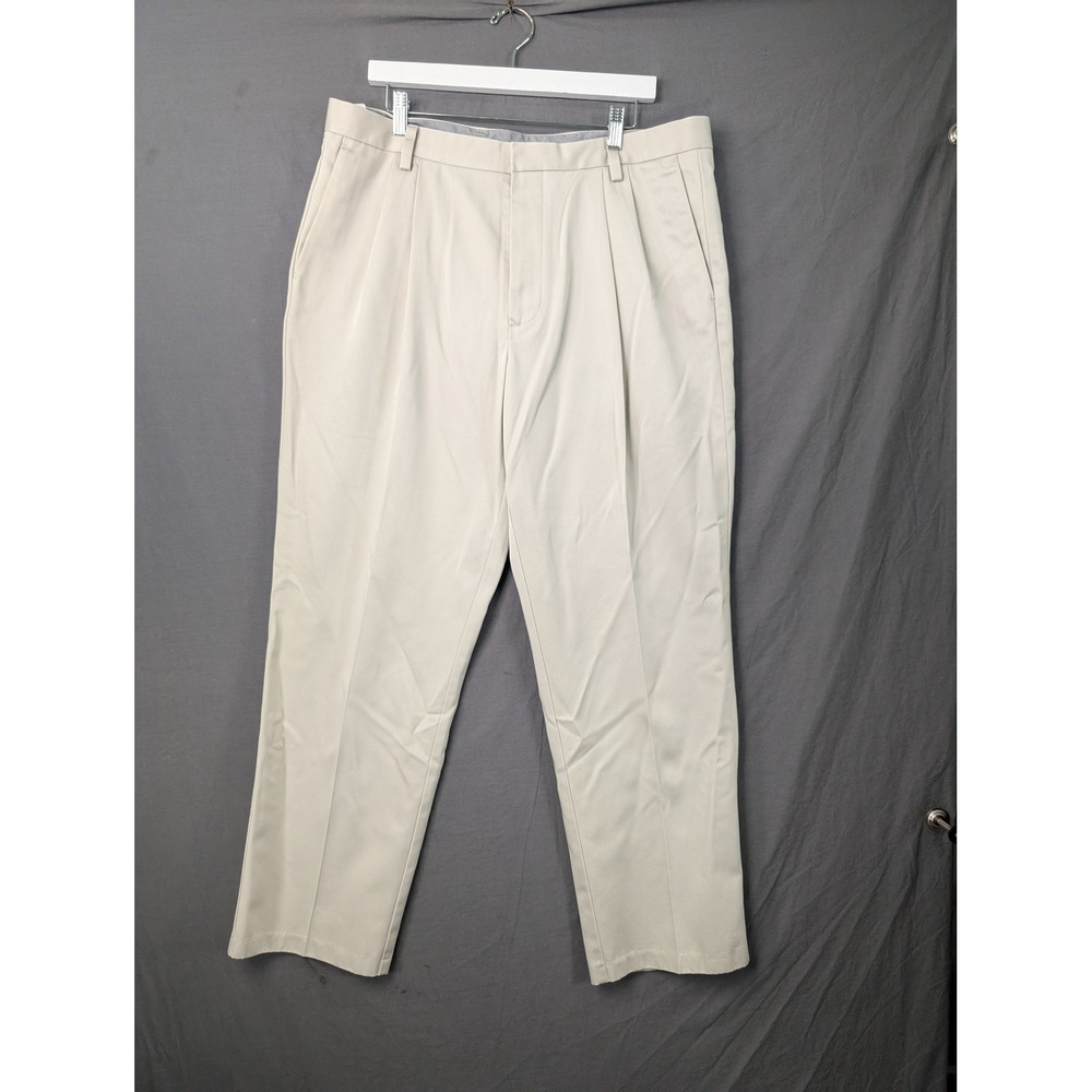 Dockers Mens Pleated Khaki Chino Pants Beige 38x32 Casual Business